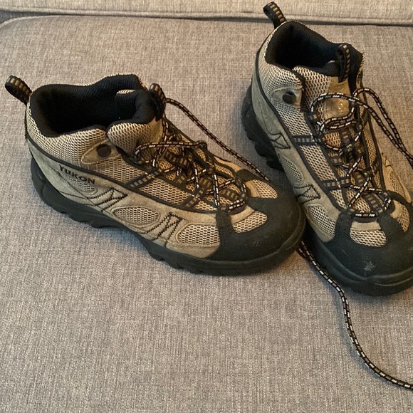 Yukon Shoes Yukon Hiking Boots Poshmark